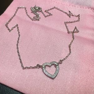 Dainty Silver Heart Necklace‎